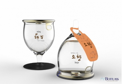 Корейские дизайнеры скрестили бутылку с бокалом botlass